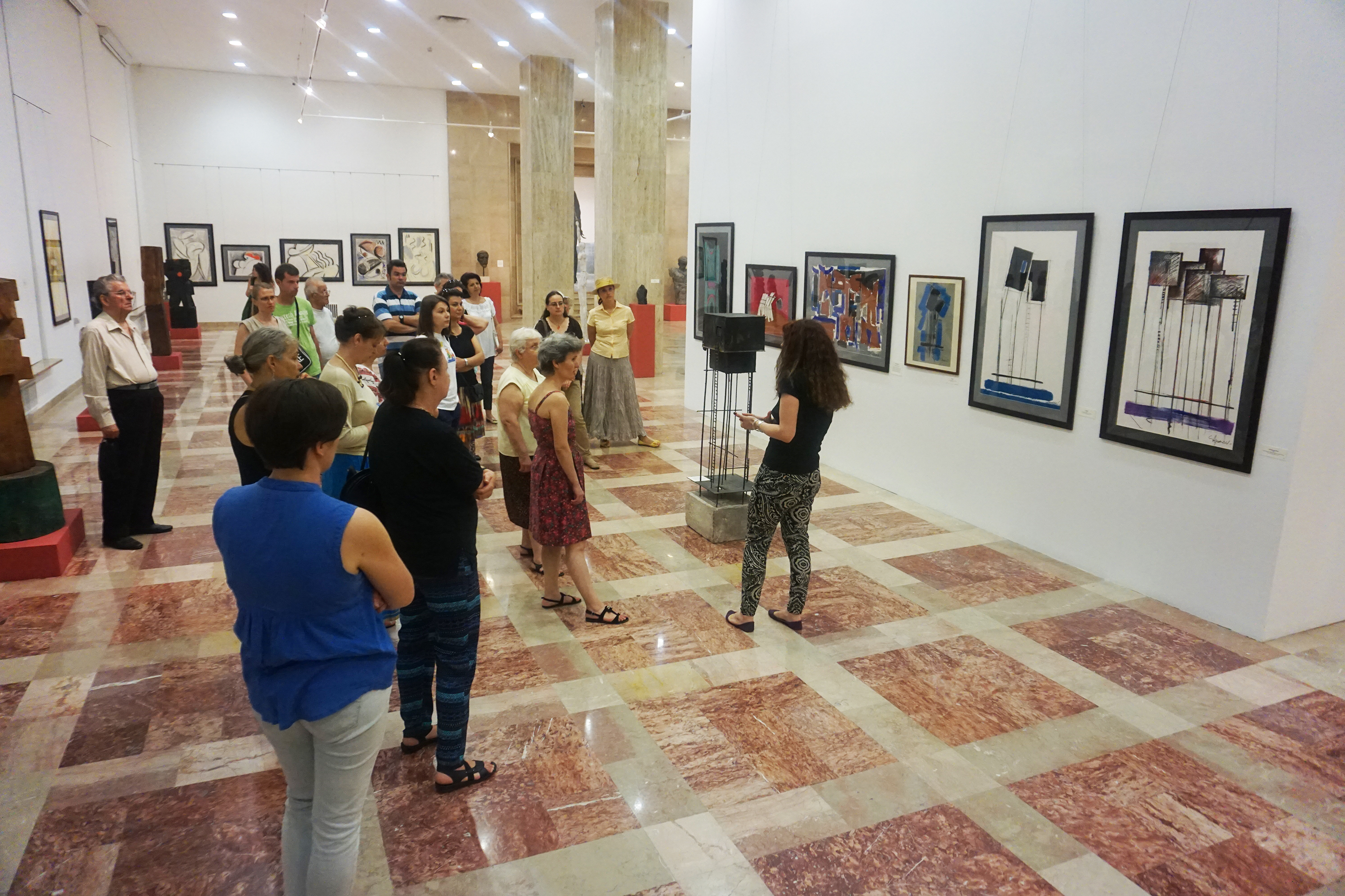 Vizită ghidată în expoziţia „Constantin Popovici şi seducţia modernităţii” în compania curatorului 
