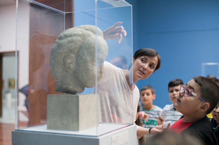 Program pentru familii